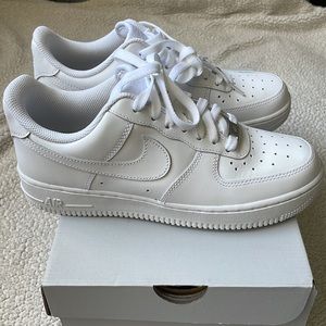 Women’s Air Force 1’07